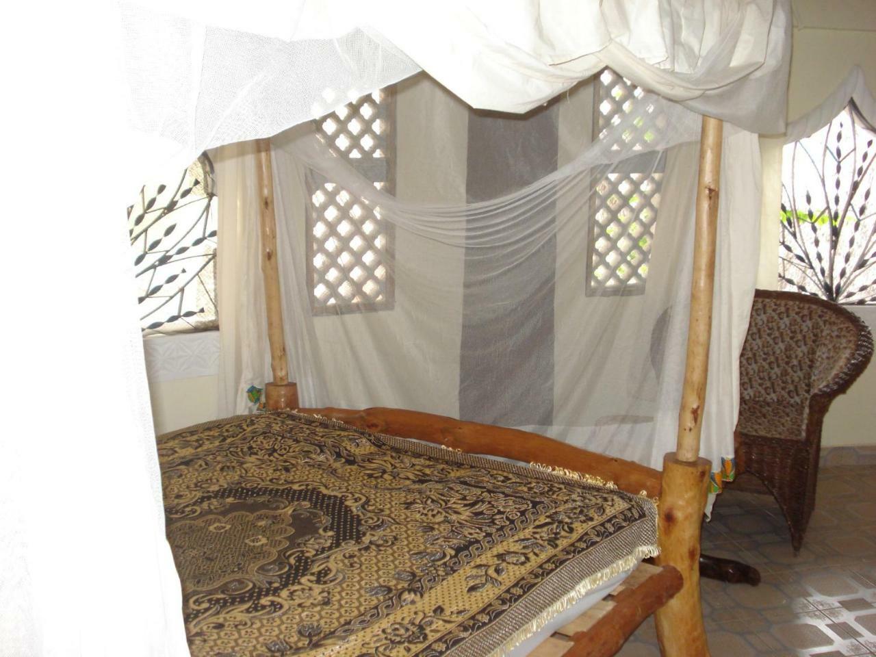 Coconut Village Beach Resort Diani Beach Room photo